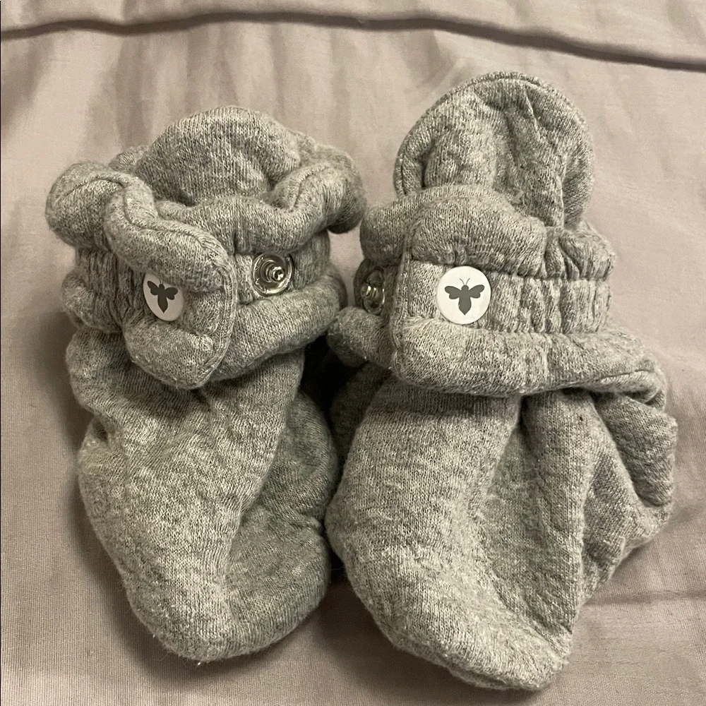 Burt’s bees baby walker cotton booties shoes